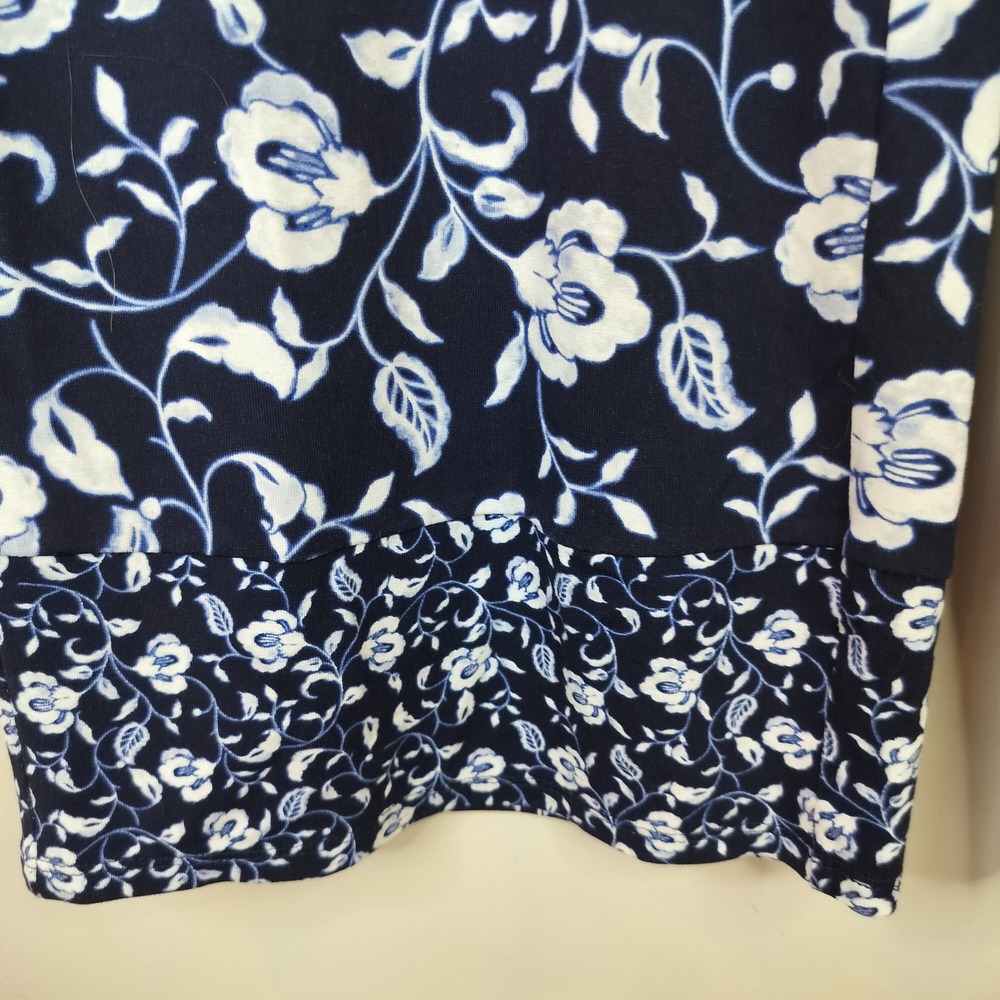 J. Jill Wearever Full-Leg Cropped Pants Women Medium Floral Knit Navy Blue - Picture 4 of 10